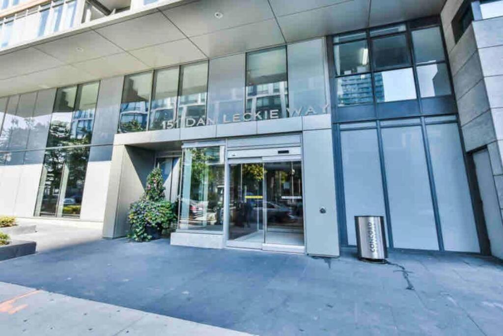 Upscale Downtown Toronto Condos By Cn Tower 外观 照片